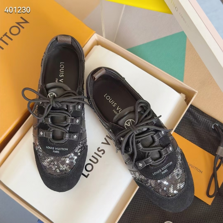 LV Couple Shoes-020