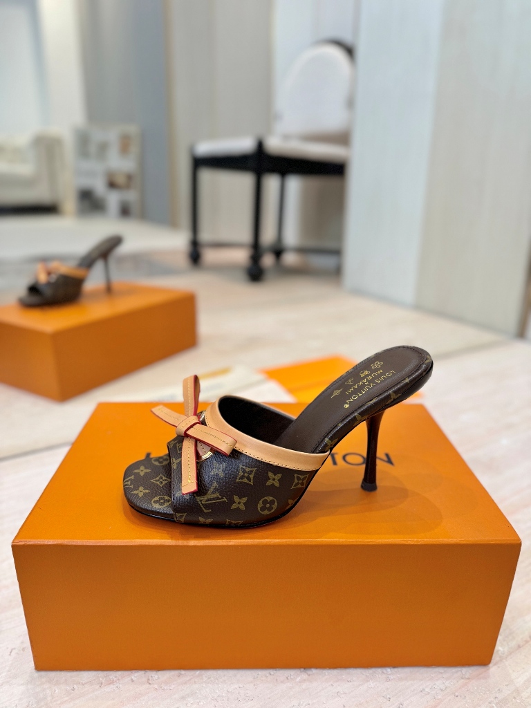 LV High Heeled Sandals(w)-010