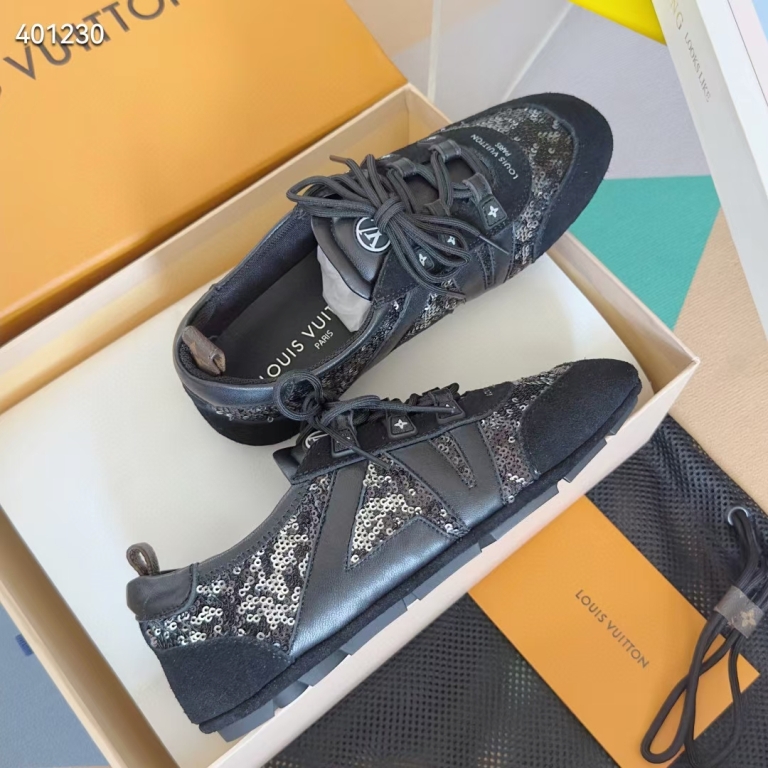 LV Couple Shoes-020