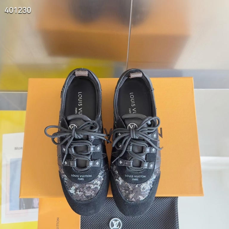 LV Couple Shoes-020