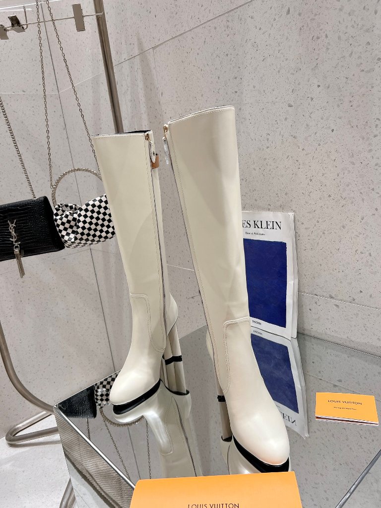 LV Boots(w)-001