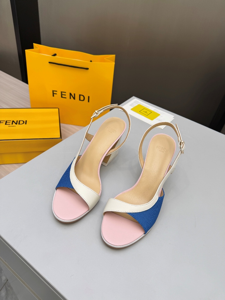 Fendi High Heeled Sandals(w)-005