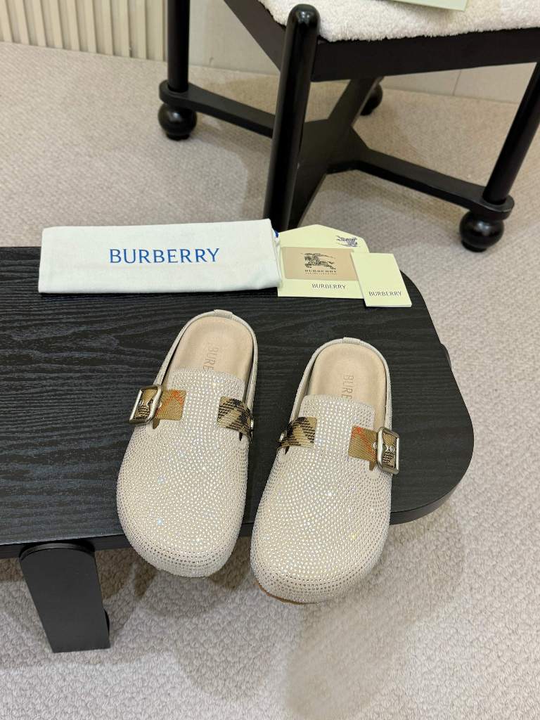 Burberry Slippers-013
