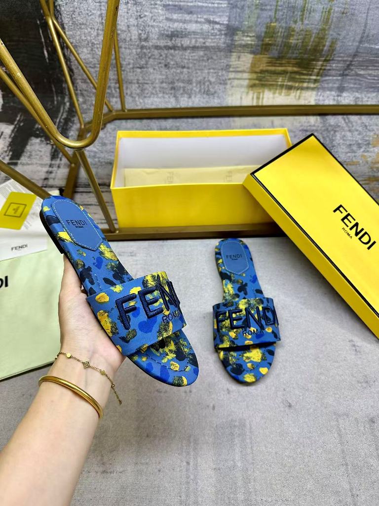 Fendi Slippers(w)-015