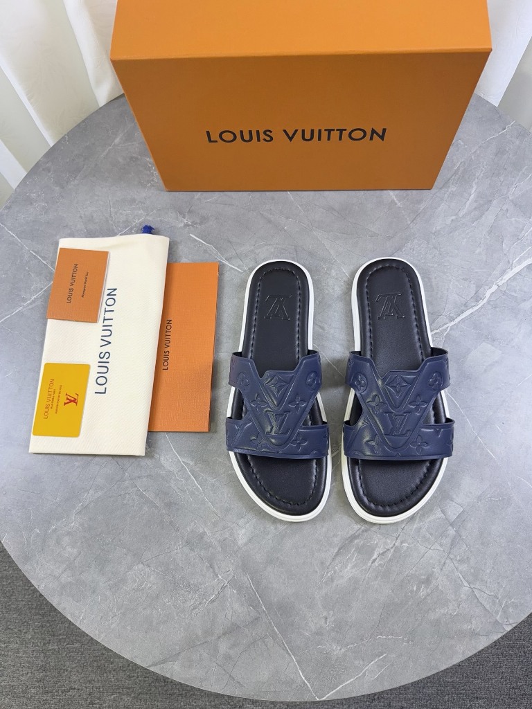 LV Slippers-008