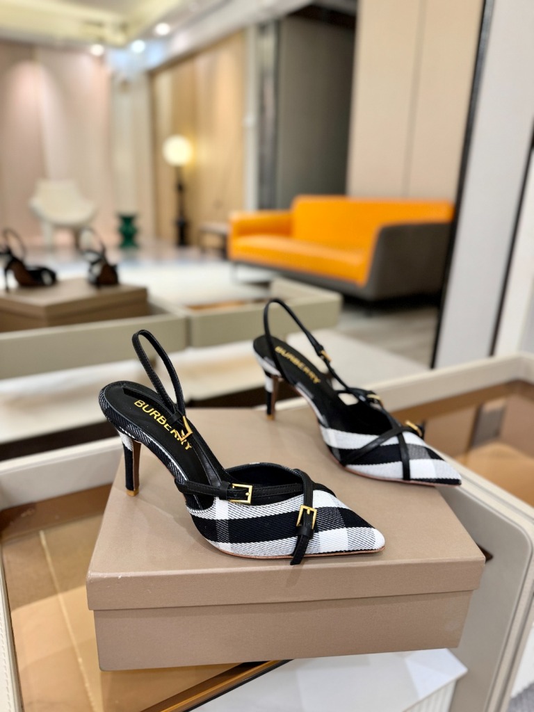 Burberry High Heeled Sandals(w)-012