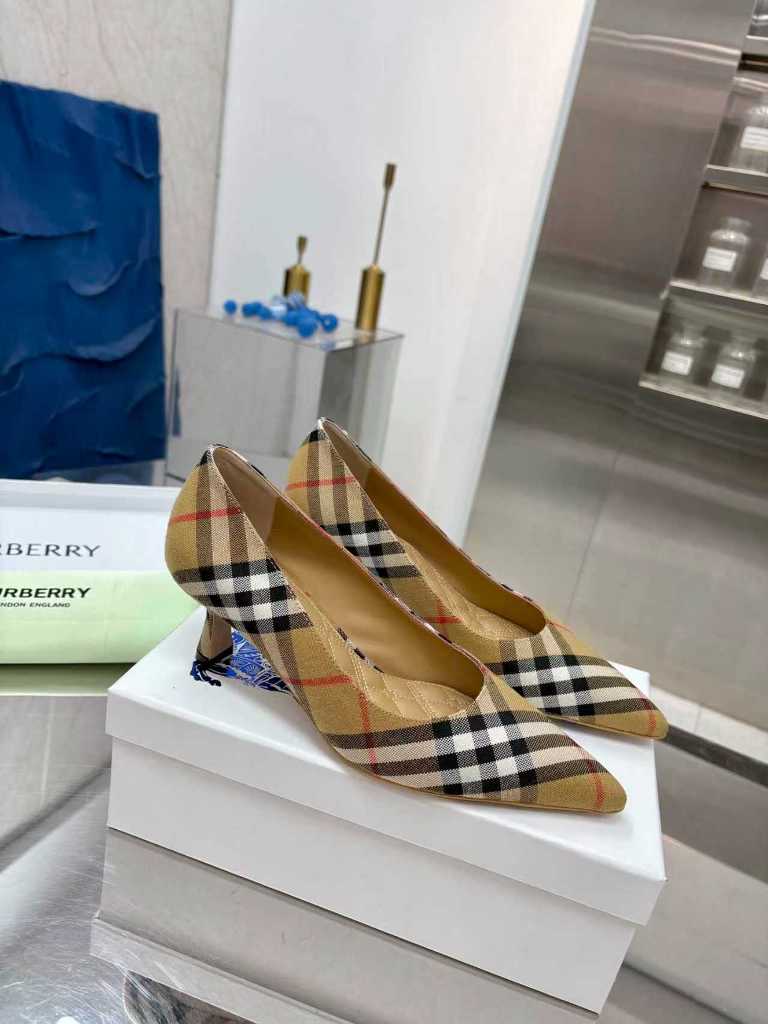 Burberry High Heels(w)-003