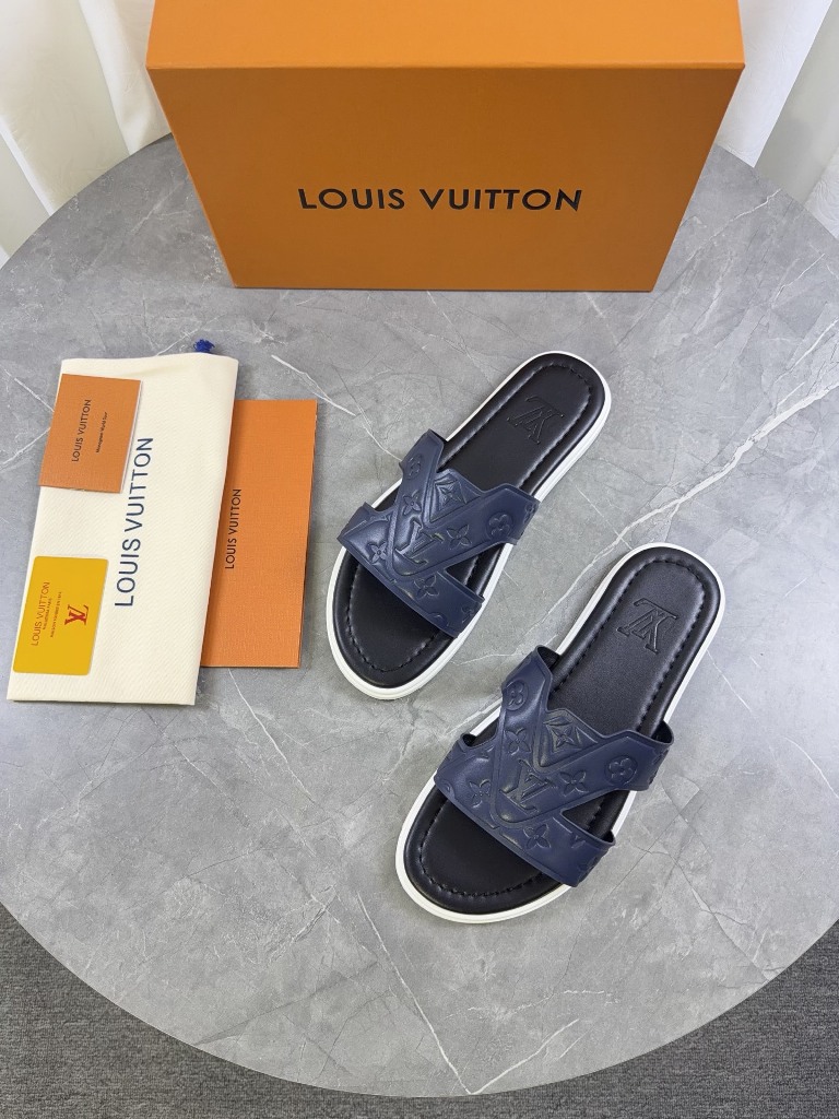 LV Slippers-008