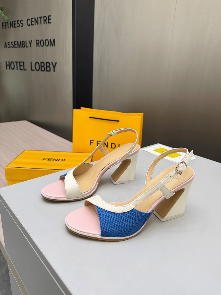 Fendi High Heeled Sandals(w)-005