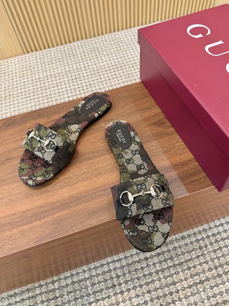 Gucci Slippers(w)-020