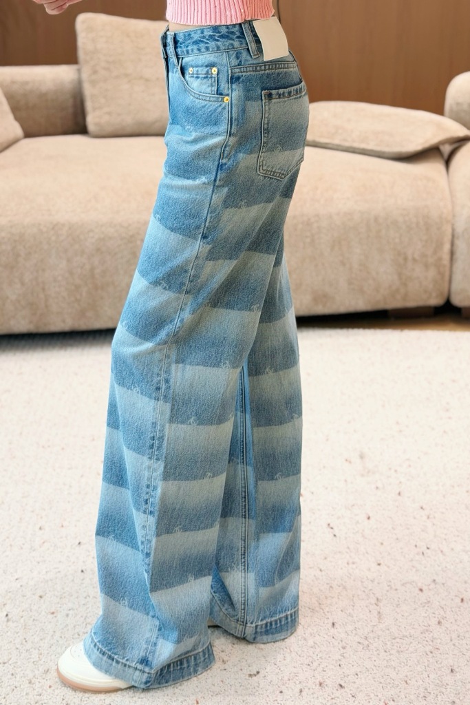 Chanel Jeans(w)-A