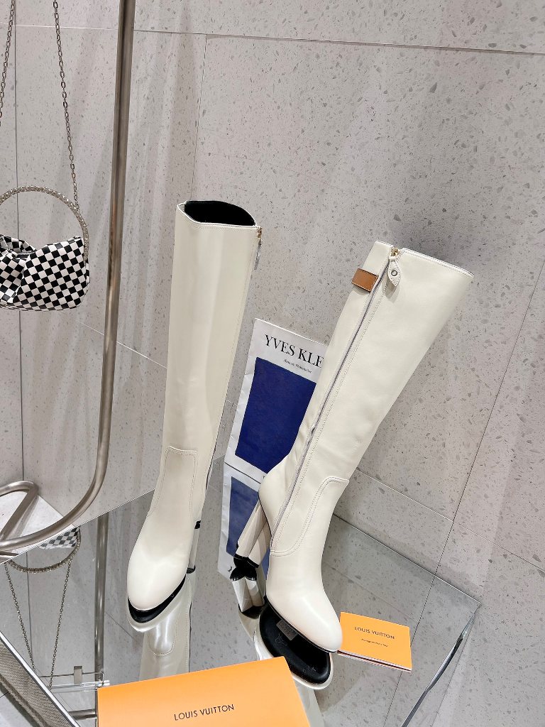 LV Boots(w)-001