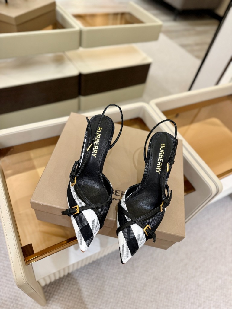Burberry High Heeled Sandals(w)-012
