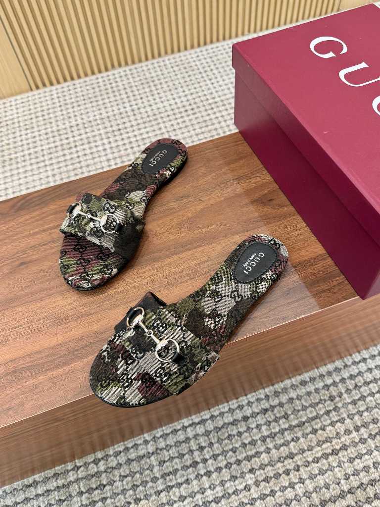 Gucci Slippers(w)-020