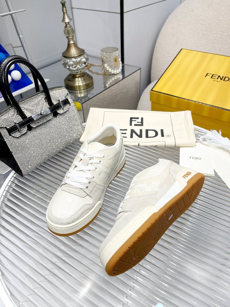Fendi Couple Shoes-004