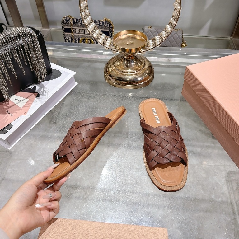 MiuMiu Slippers(w)-003