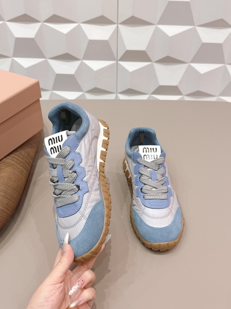 MiuMiu Shoes(w)-010