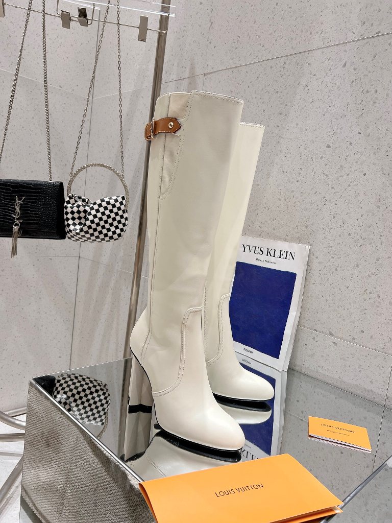 LV Boots(w)-001