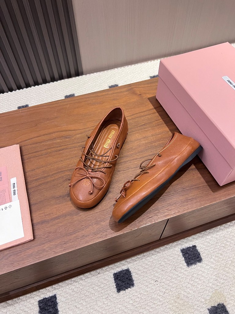MiuMiu Ballerinas Shoes(w)-007