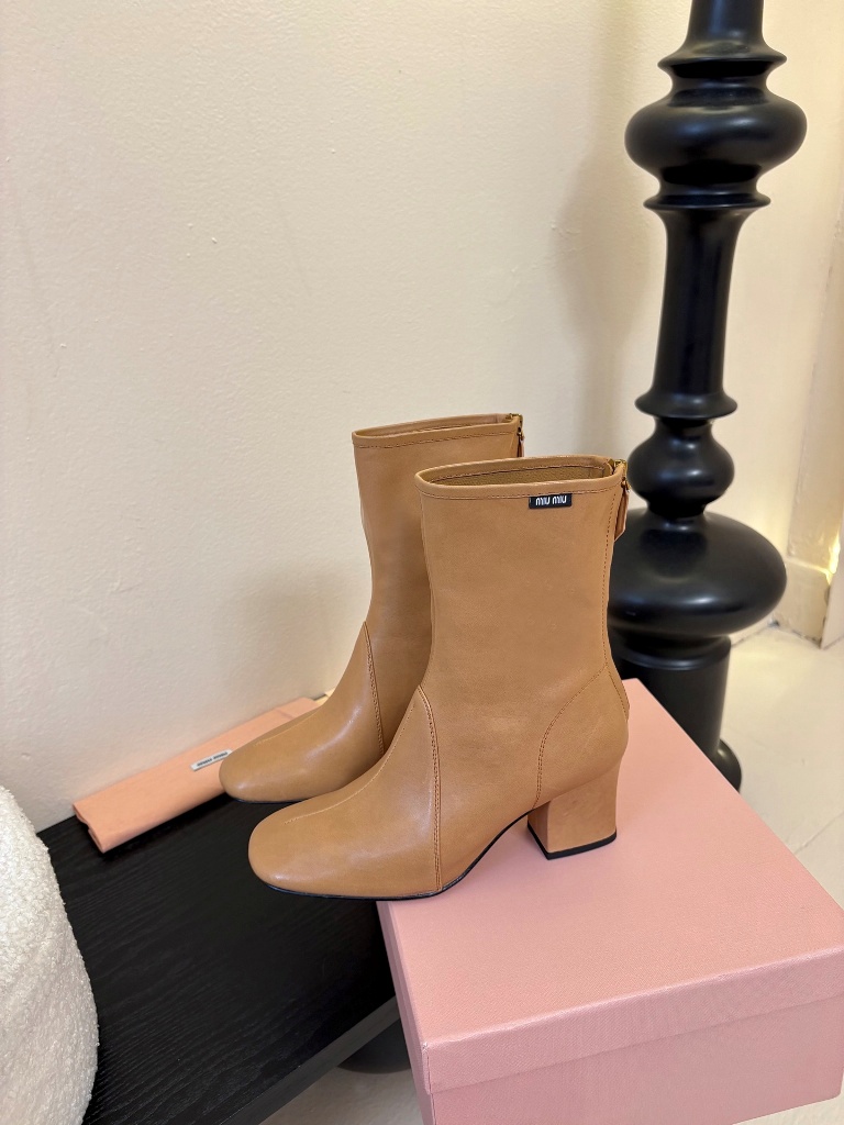 MiuMiu Ankle Boots(w)-004