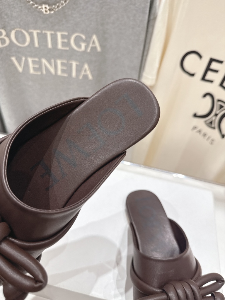LOEWE Slippers(w)-016