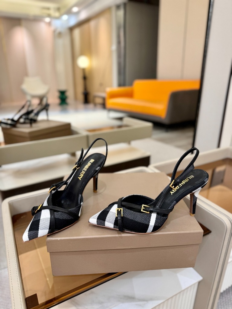 Burberry High Heeled Sandals(w)-012
