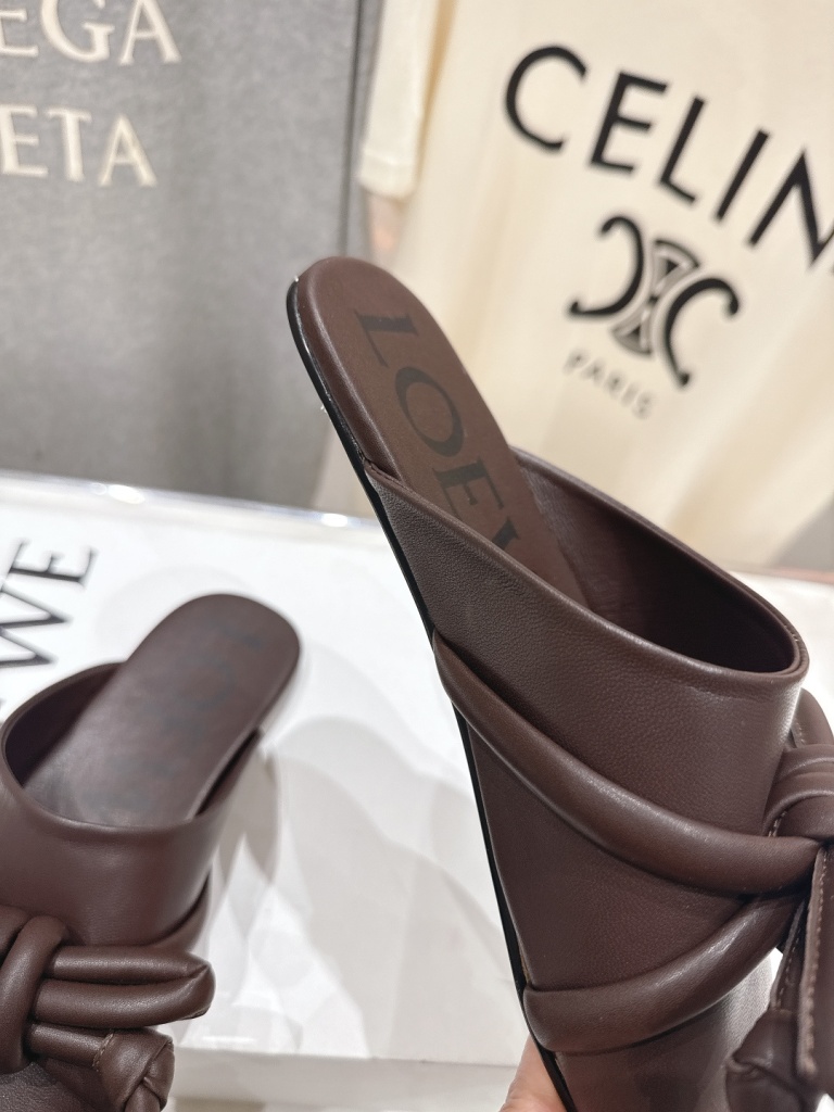 LOEWE Slippers(w)-016