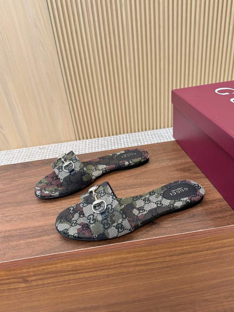 Gucci Slippers(w)-020