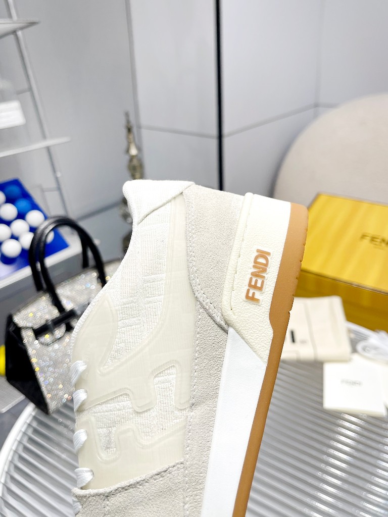 Fendi Couple Shoes-004