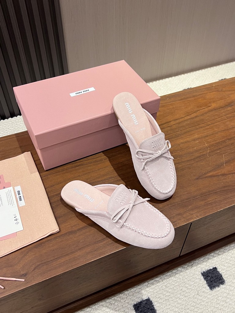 MiuMiu Slippers(w)-010