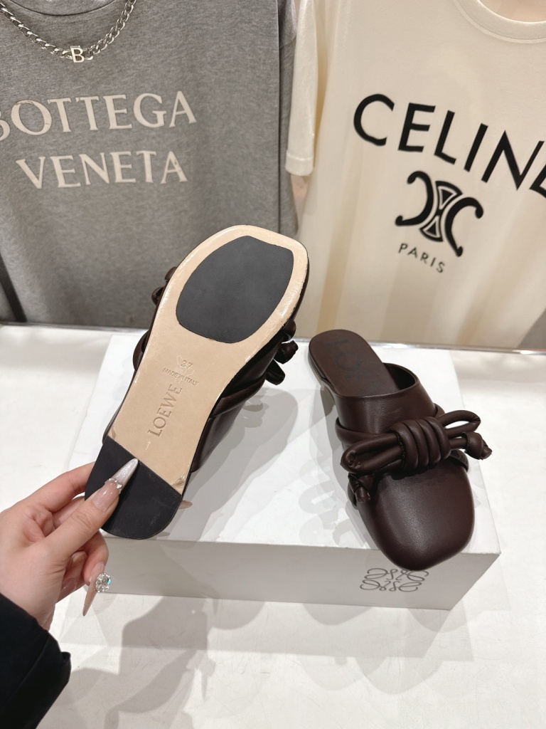 LOEWE Slippers(w)-016