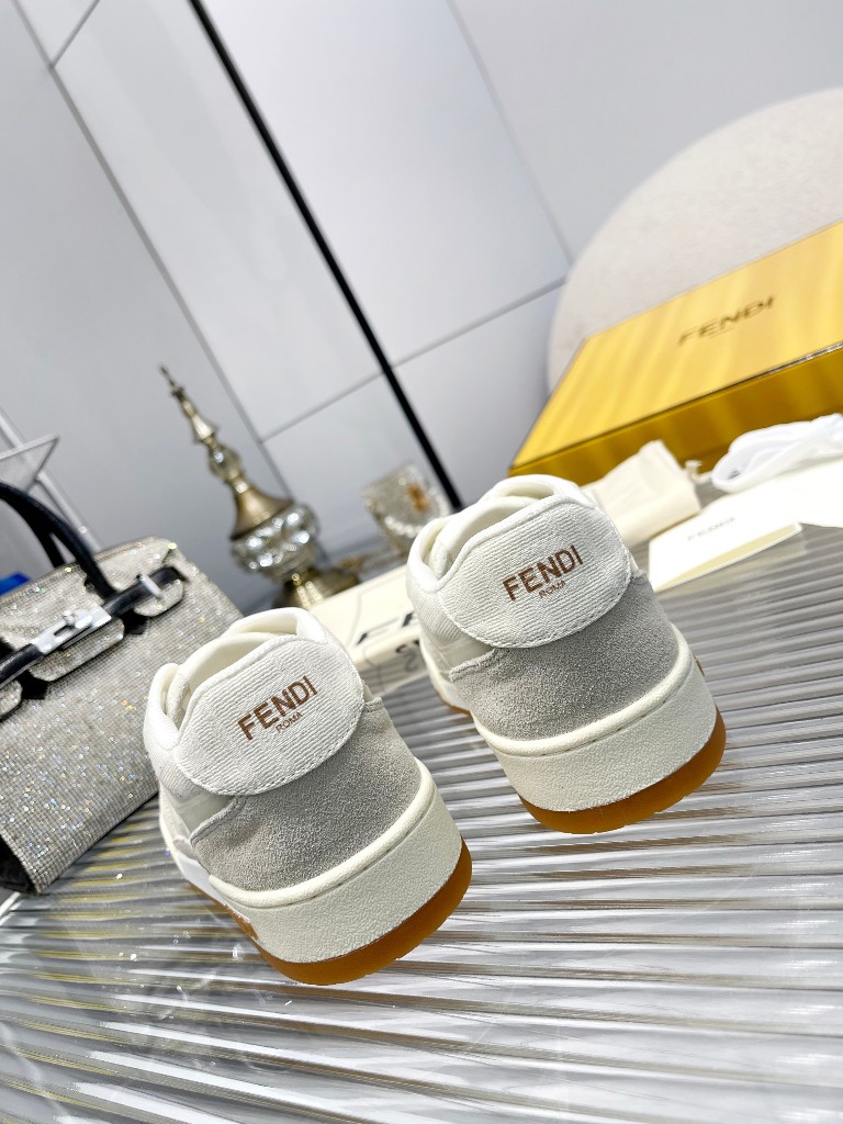 Fendi Couple Shoes-004