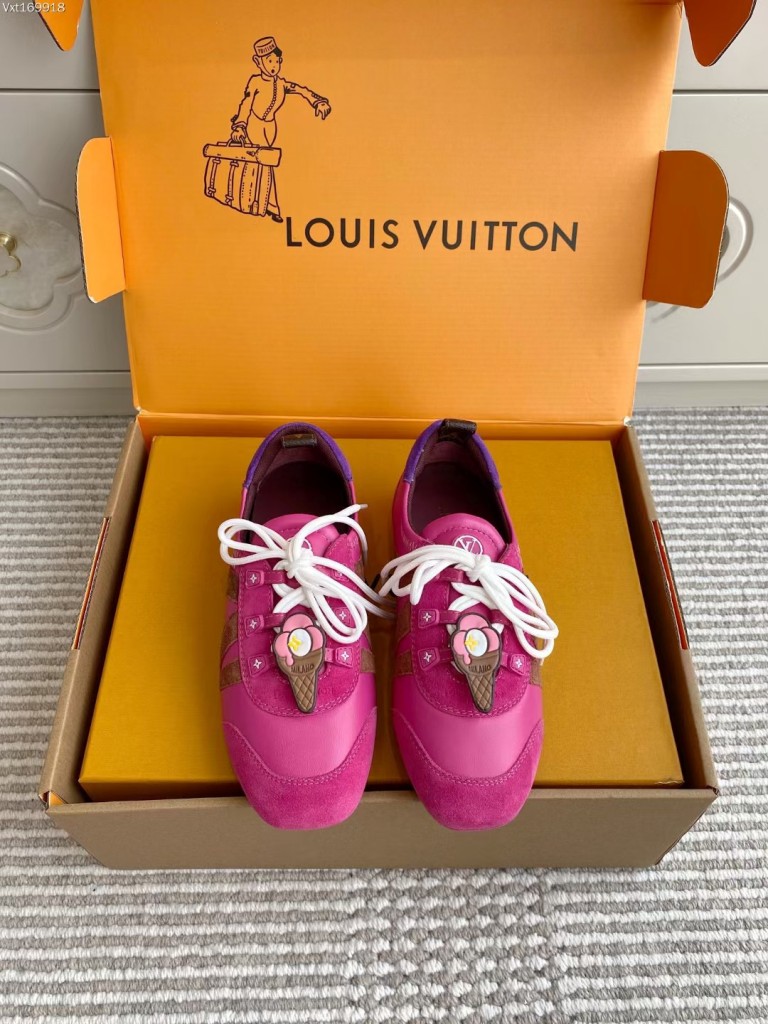 LV Couple Shoes-024