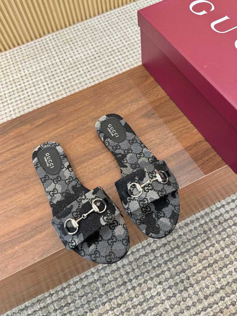 Gucci Slippers(w)-019
