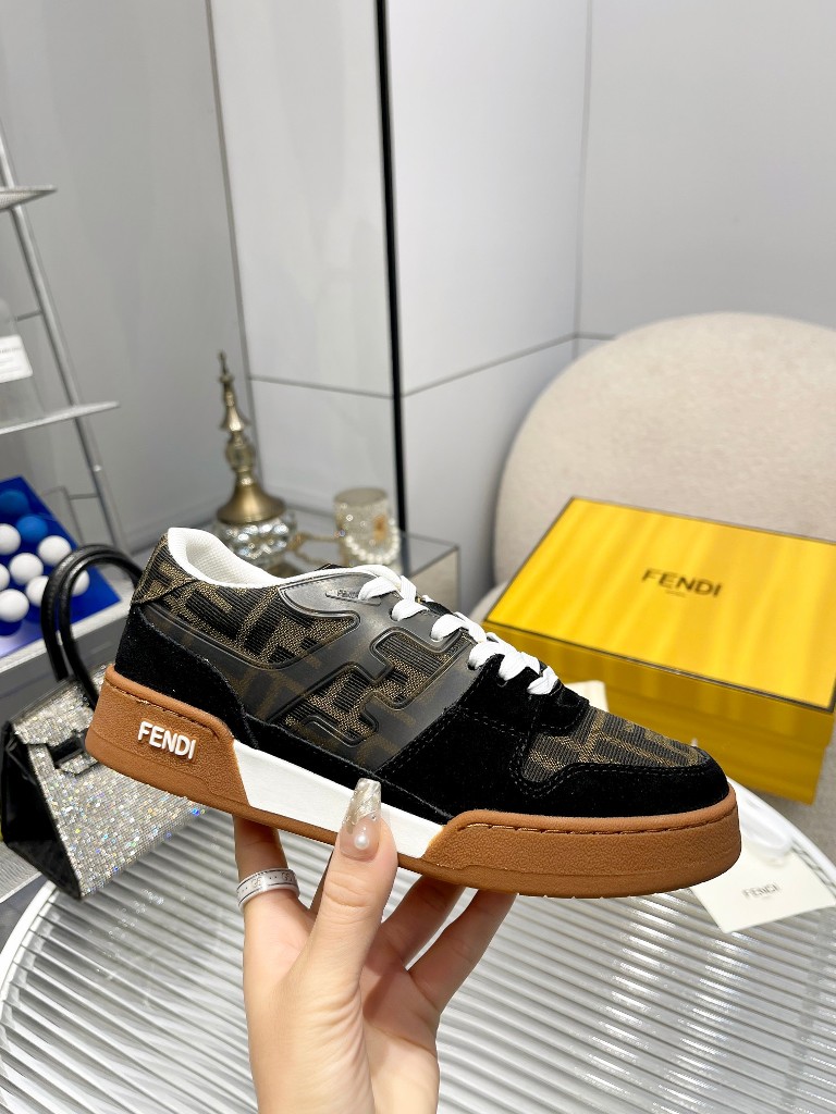 Fendi Couple Shoes-003