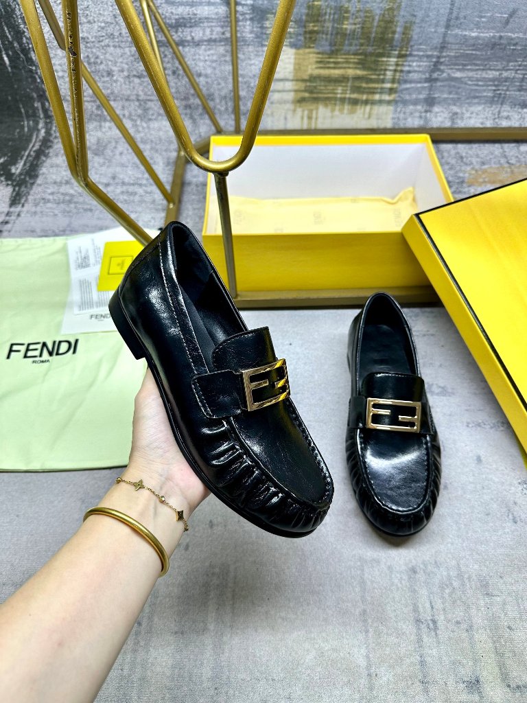 Fendi Shoes(w)-001