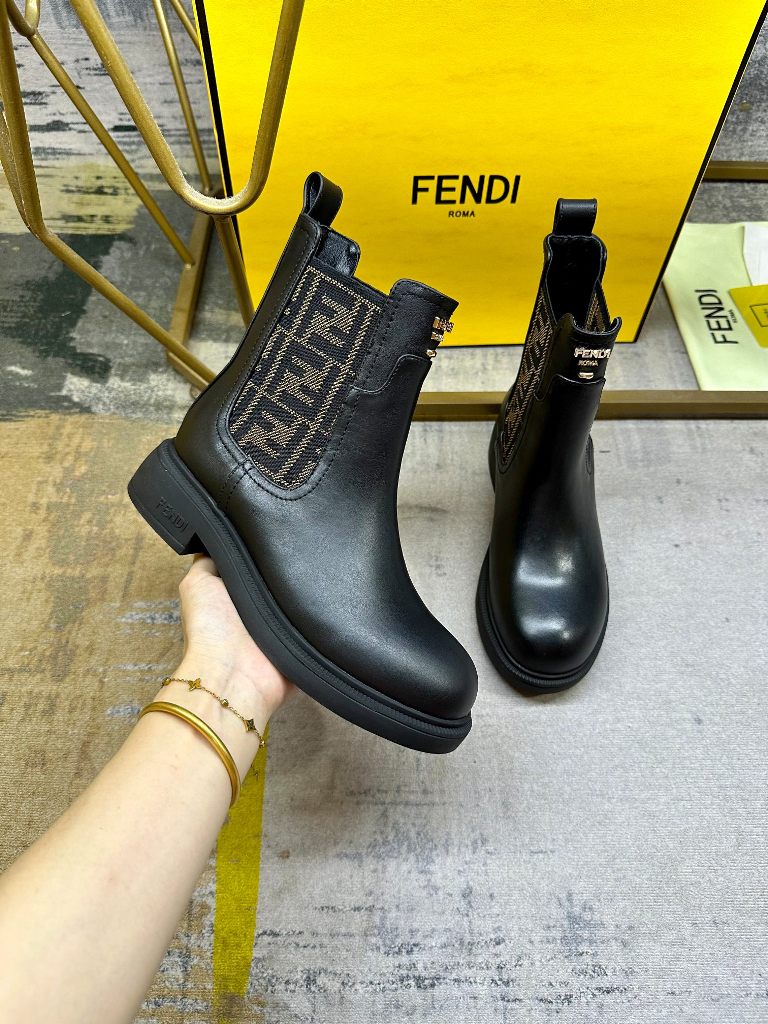 Fendi Ankle Boots(w)-001