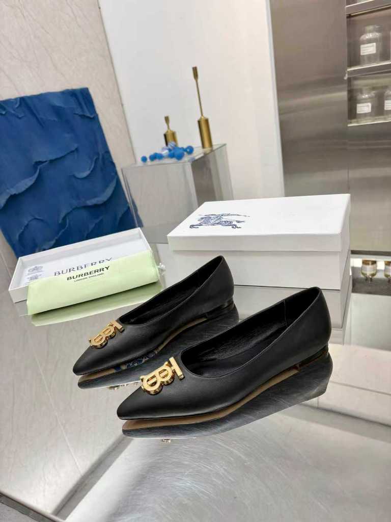 Burberry Shoes(w)-002
