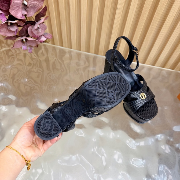 LV High Heeled Sandals(w)-003