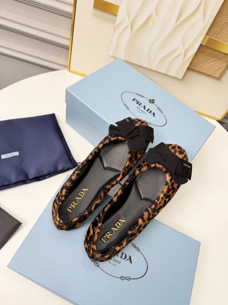Prada Shoes(w)-003