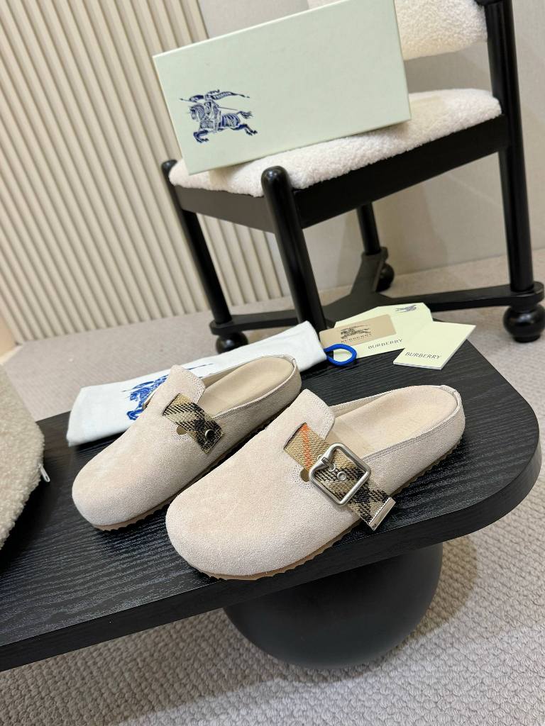 Burberry Slippers-009