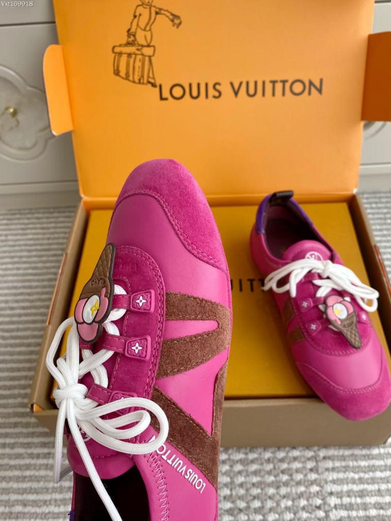 LV Couple Shoes-024