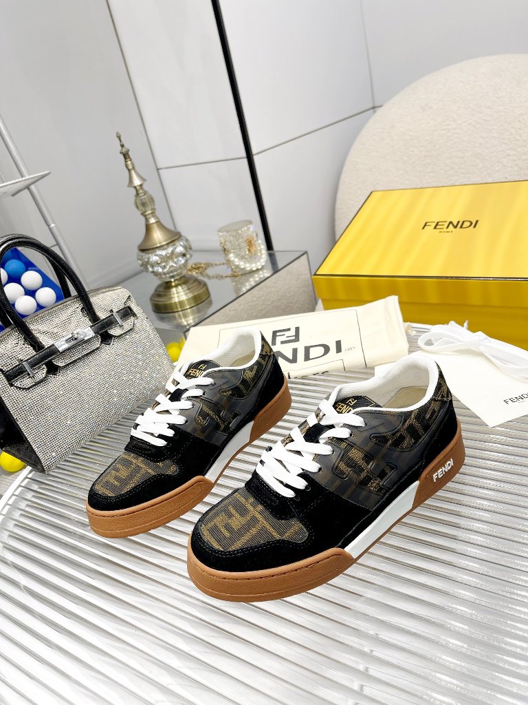 Fendi Couple Shoes-003