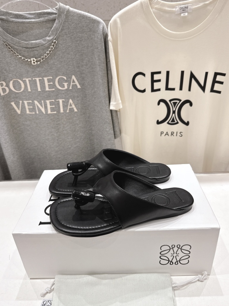 LOEWE Slippers(w)-002