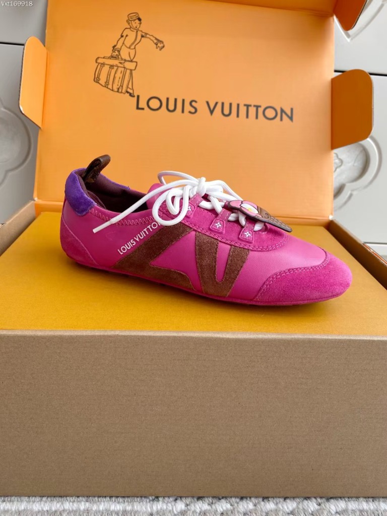LV Couple Shoes-024