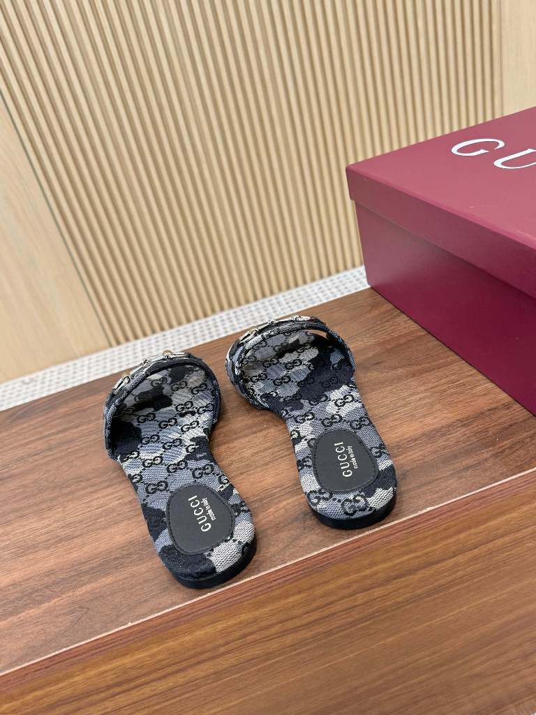 Gucci Slippers(w)-019