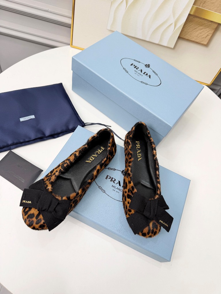 Prada Shoes(w)-003