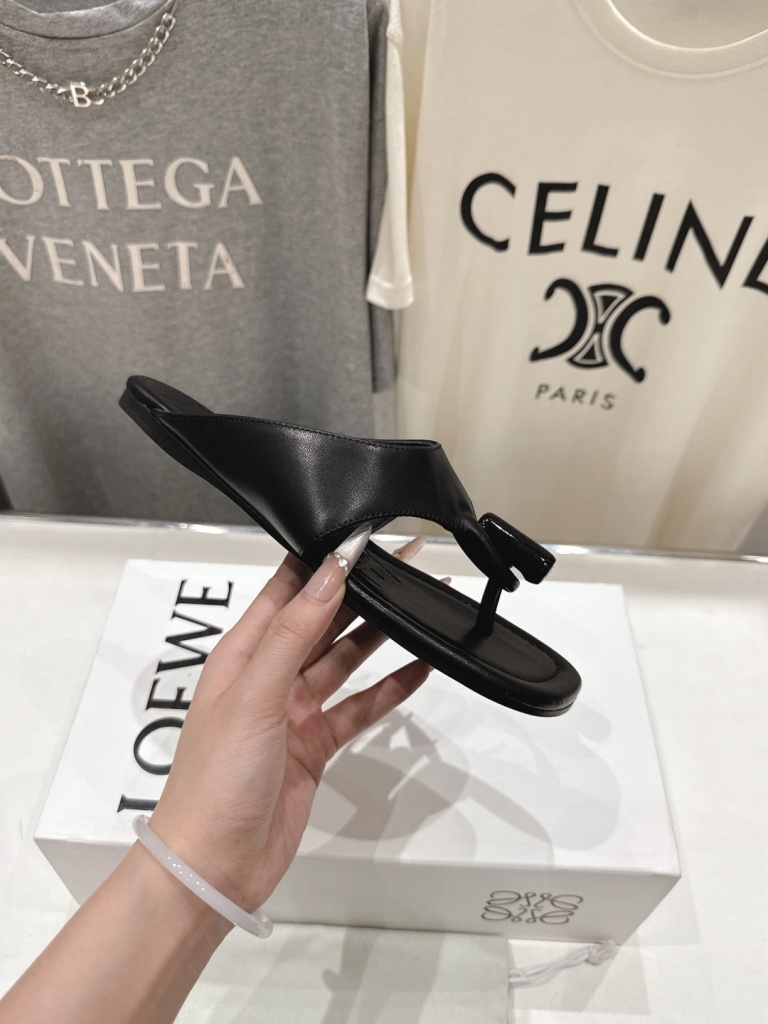 LOEWE Slippers(w)-002
