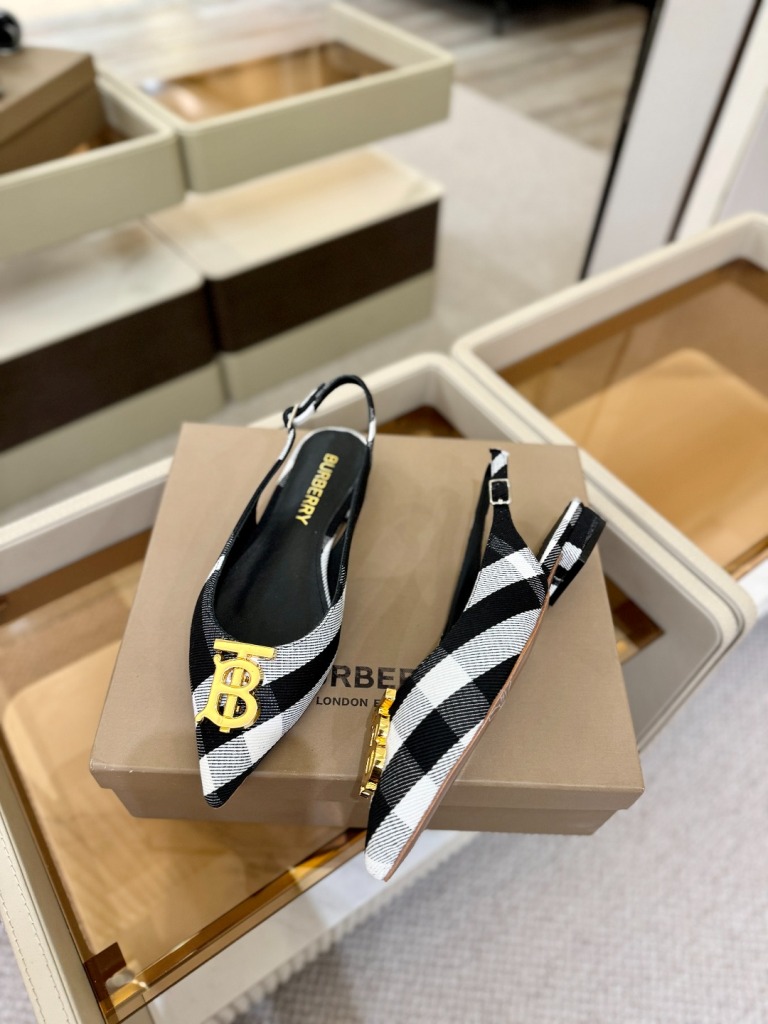Burberry Sandals(w)-003
