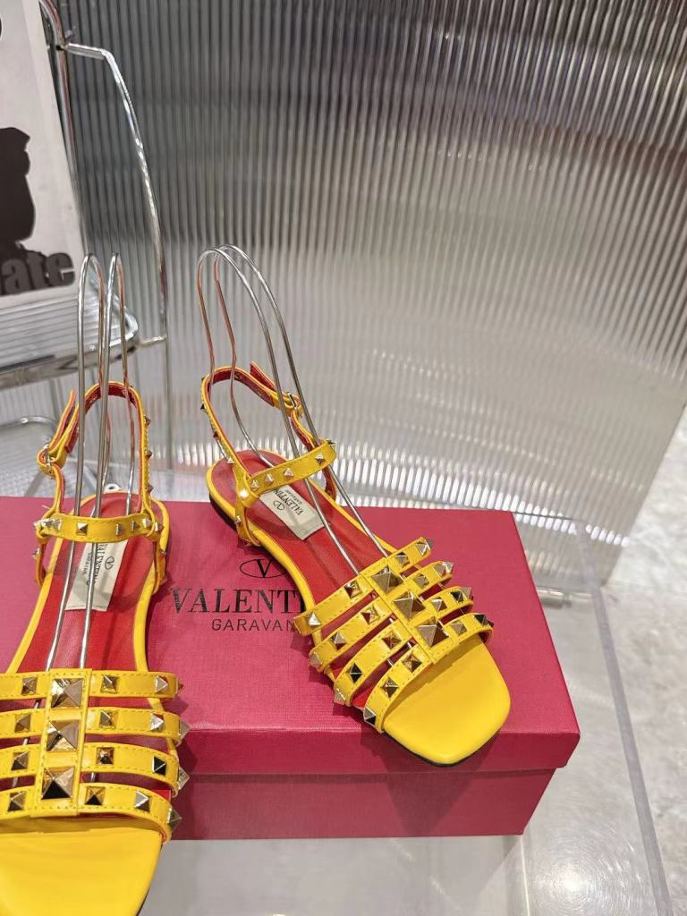 Valentino Sandals(w)-014
